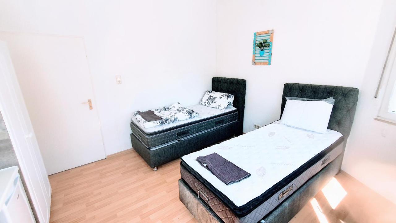 Fmi 9 Accommodation Raunheim Extérieur photo