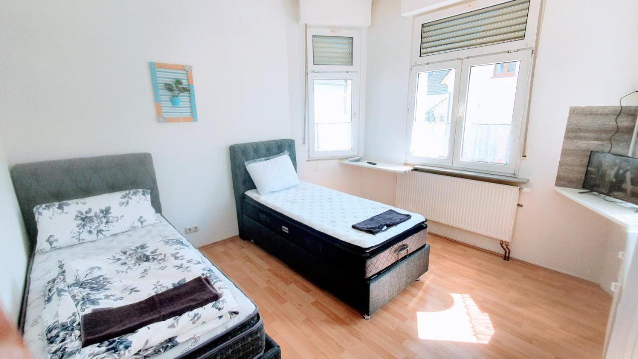 Fmi 9 Accommodation Raunheim Extérieur photo