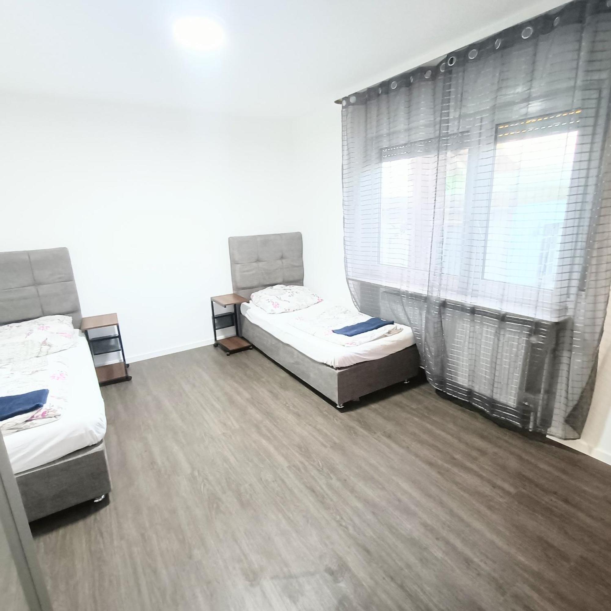 Fmi 9 Accommodation Raunheim Extérieur photo