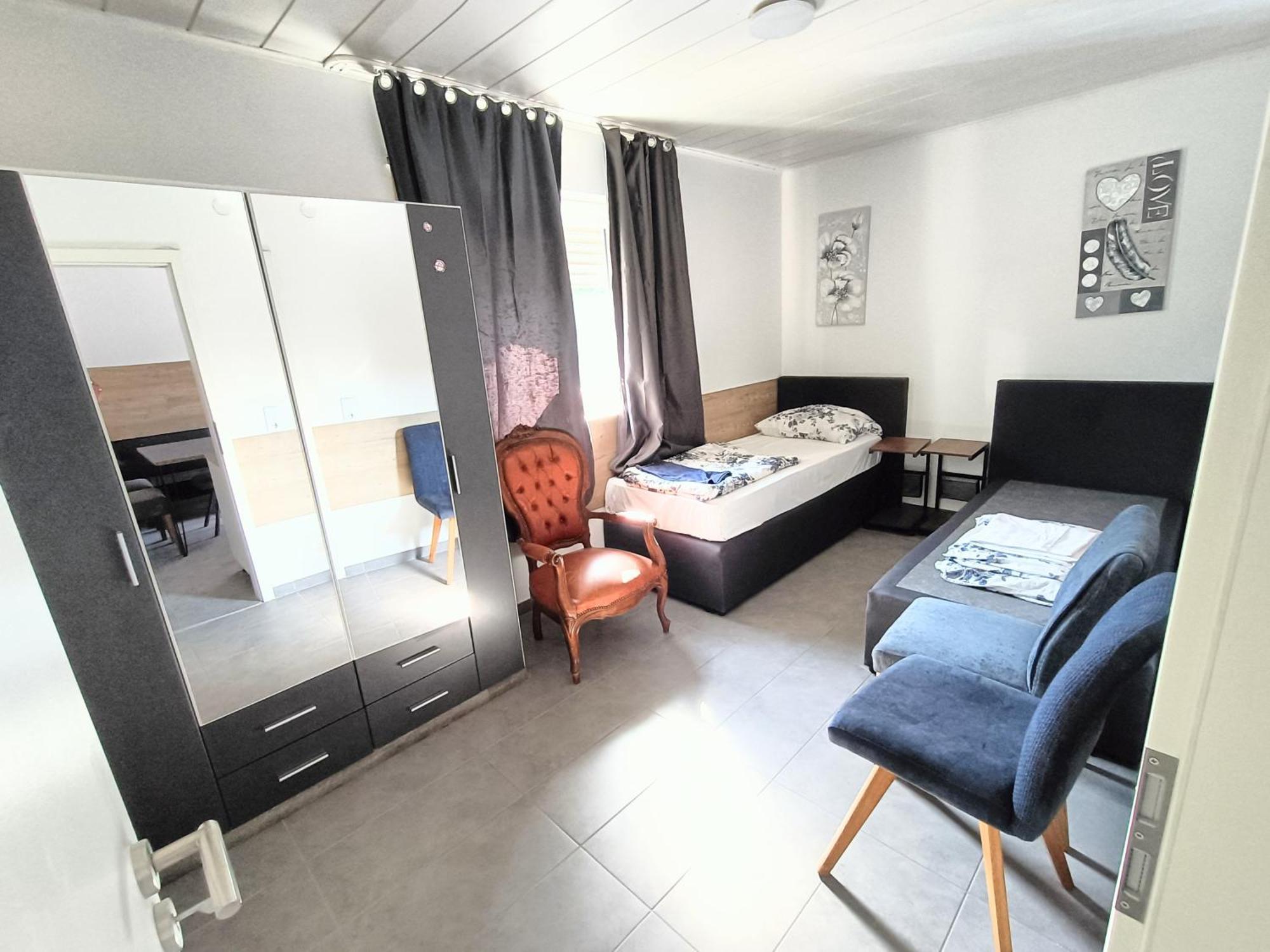 Fmi 9 Accommodation Raunheim Chambre photo