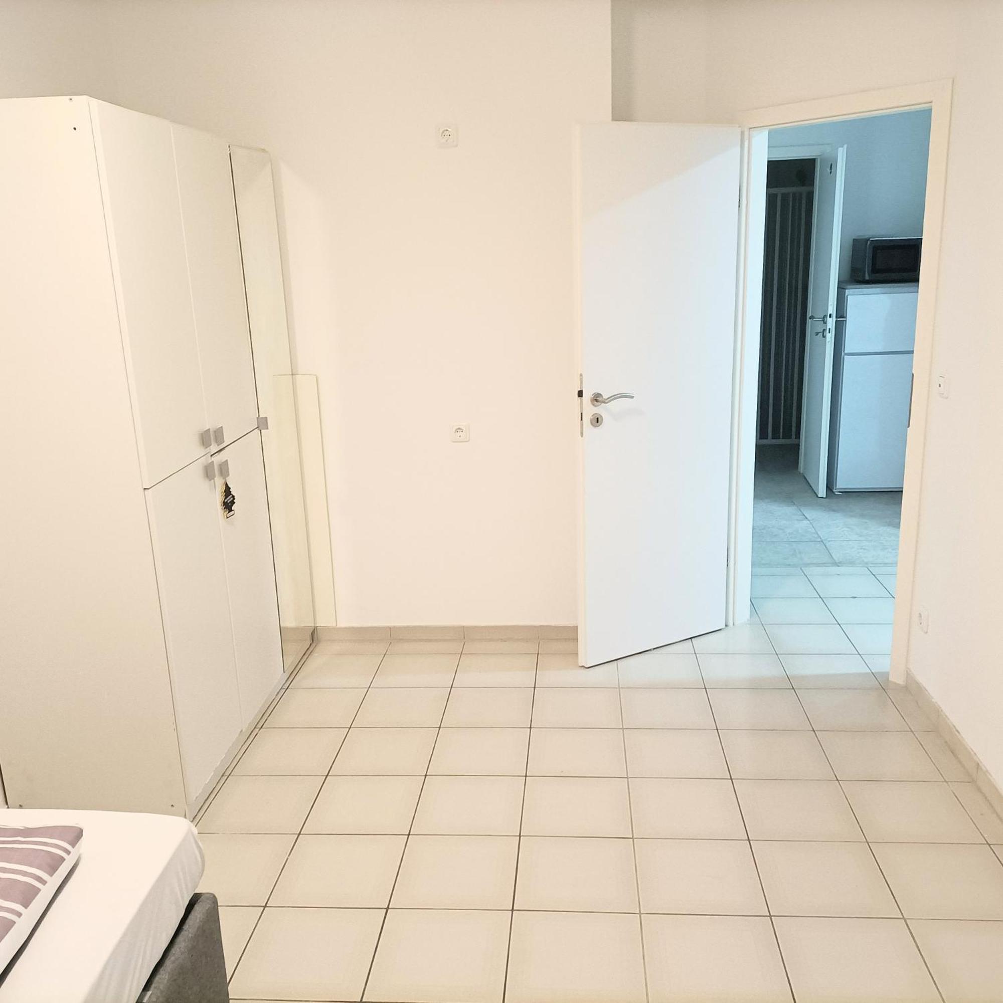 Fmi 9 Accommodation Raunheim Chambre photo