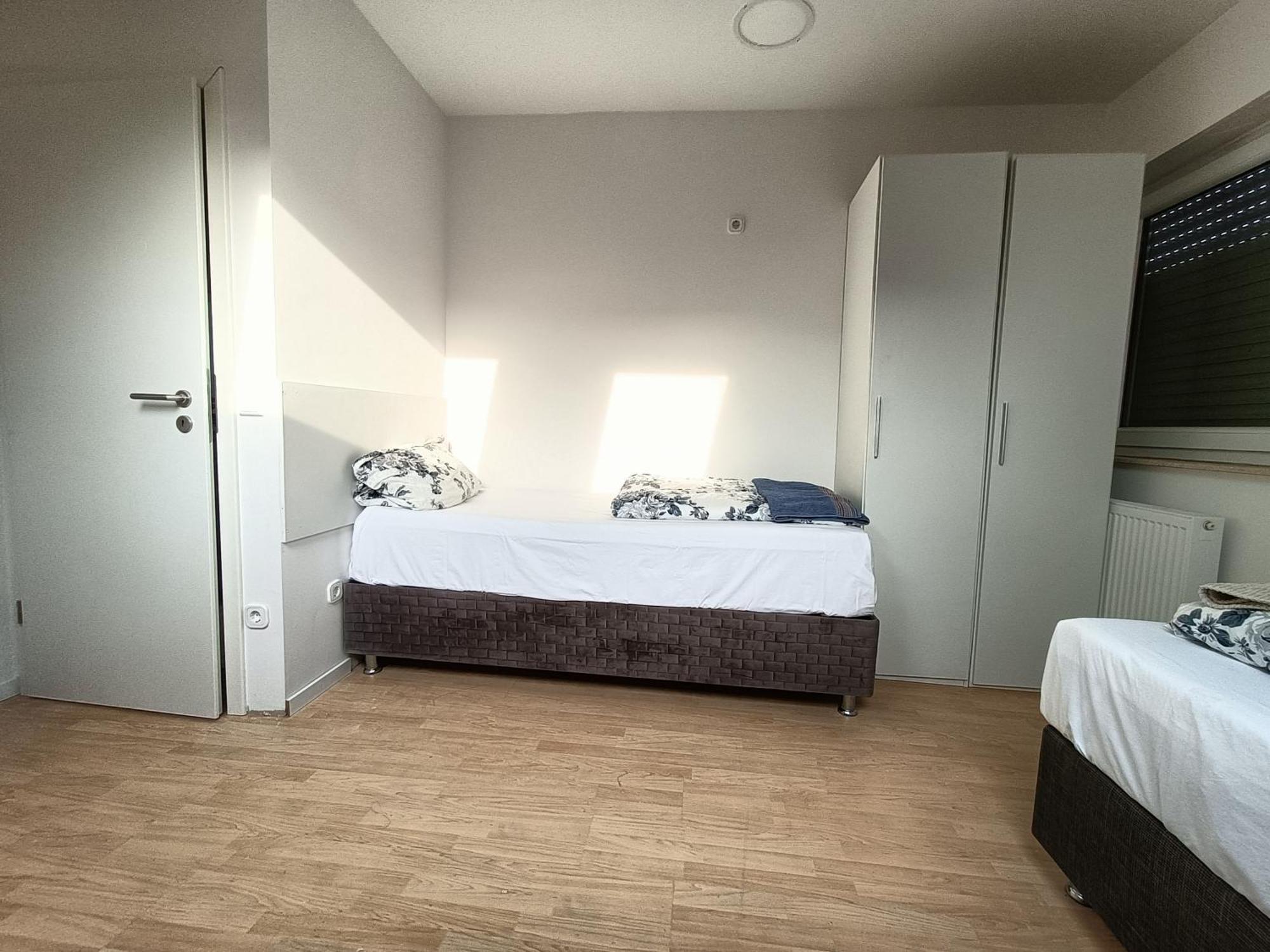 Fmi 9 Accommodation Raunheim Chambre photo